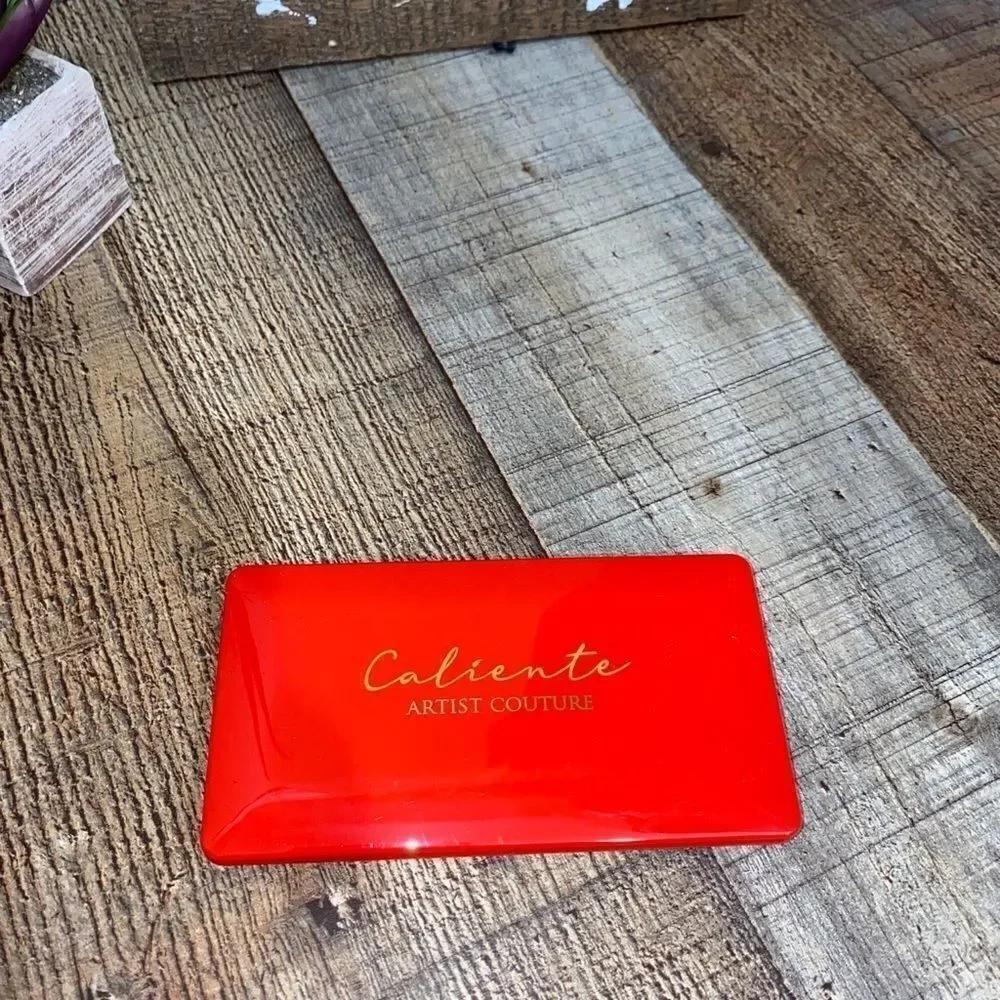 💜 Caliente Hot + Spicy Summer Eye Palette